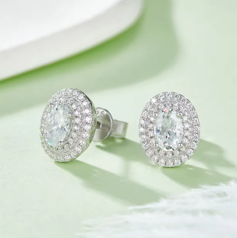 Isabella studs 1CT TDW