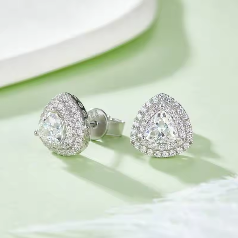 Mia studs 1CT TDW