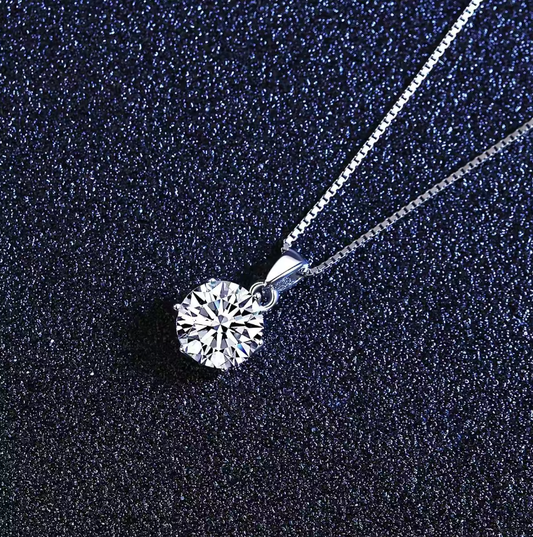 Isla Necklace 1CT