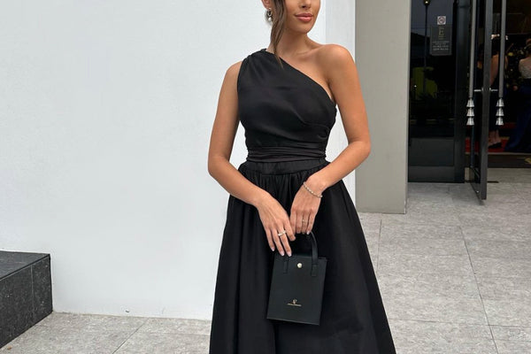 Worn By Vitoria