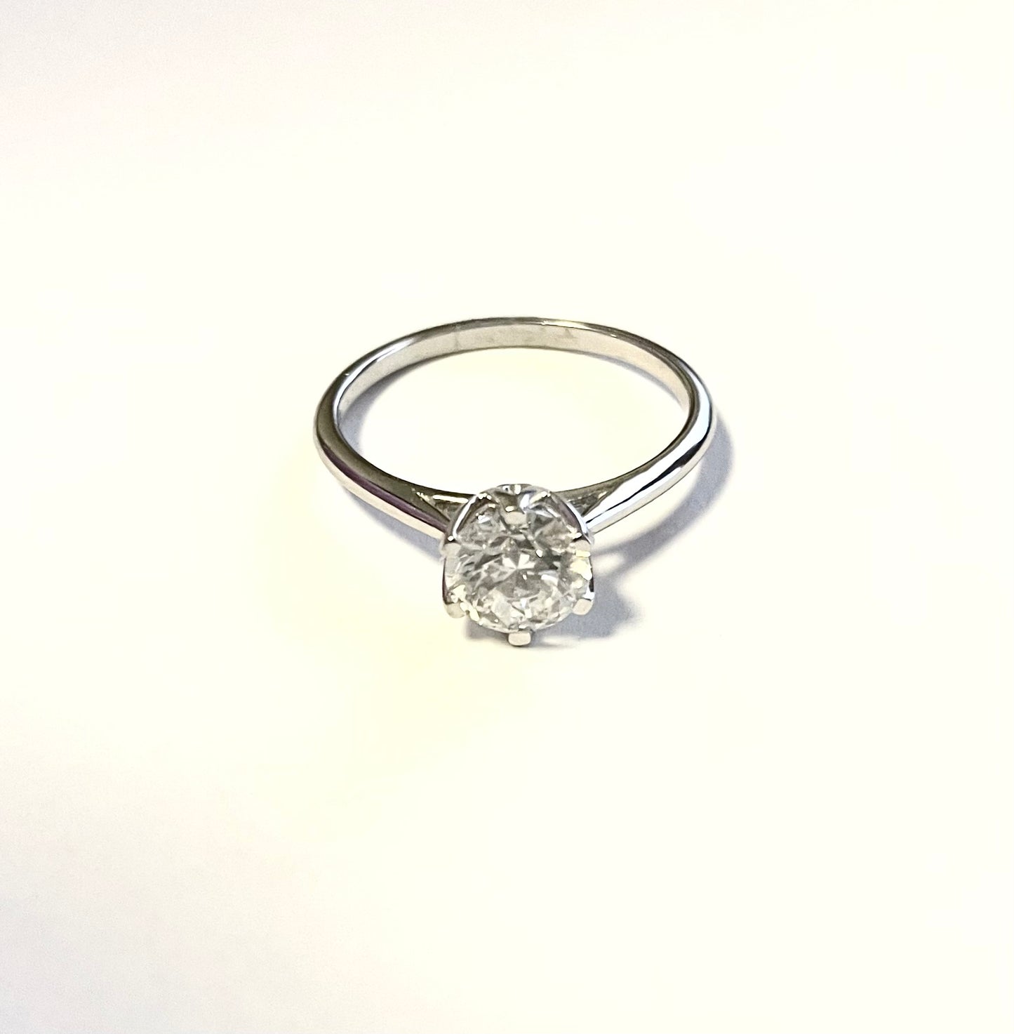 1CT LAB Diamond solitaire