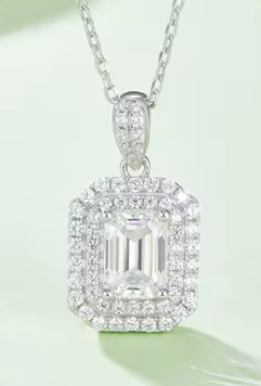 Emerald Cut 1ct Pendant