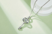 Dancing Luna 0.5ct