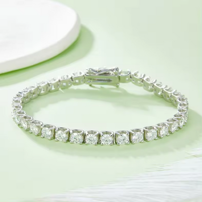 4ct moissanite tennis bracelet -4mm