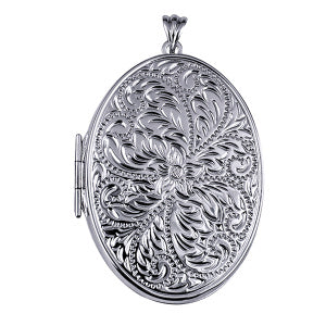 P17 – S/S Oval Locket